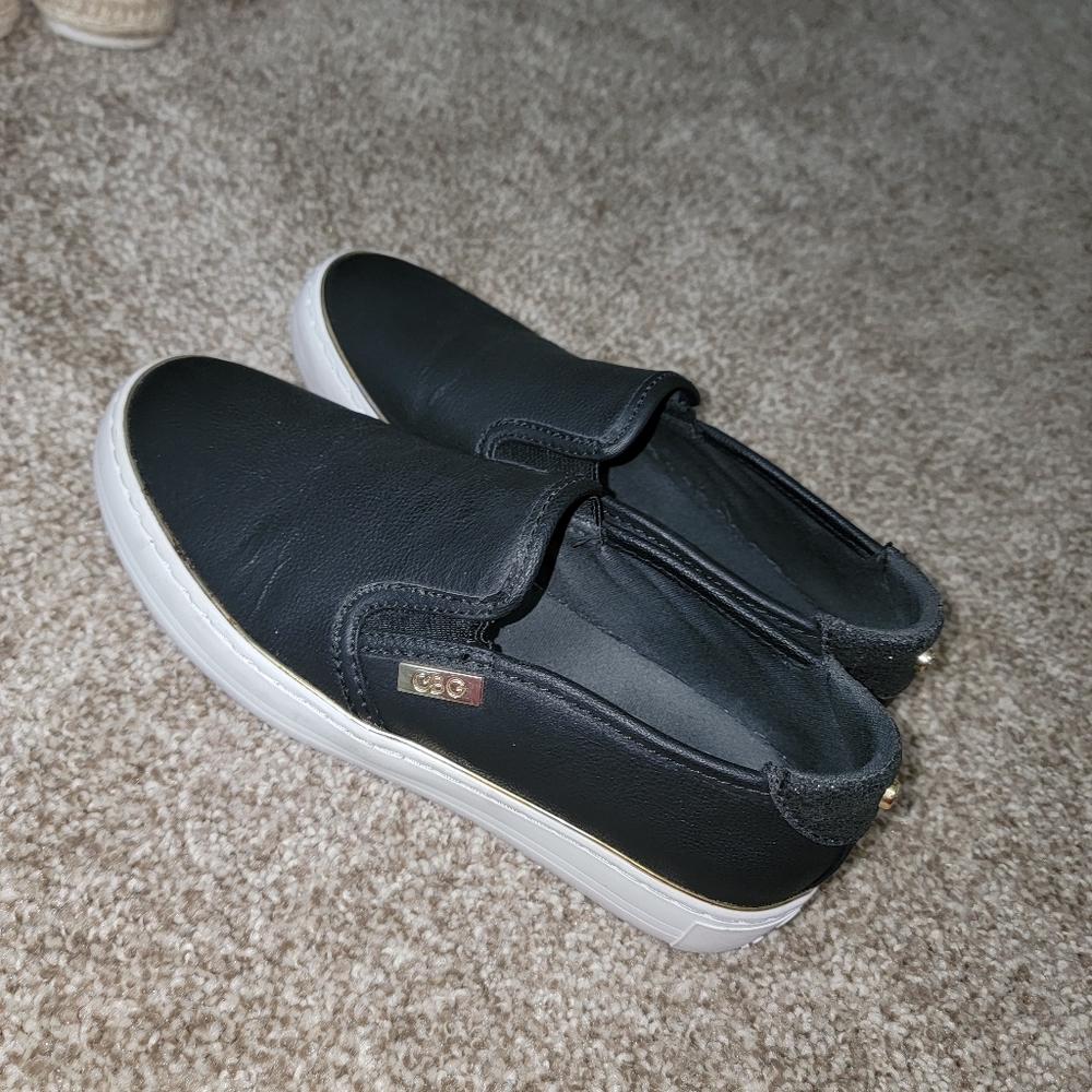 GUESS SHOES